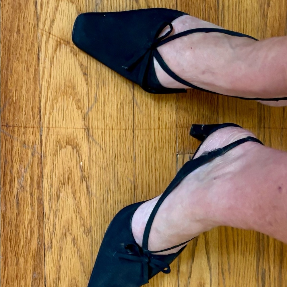 Madeline Black Heels with Bow Detail